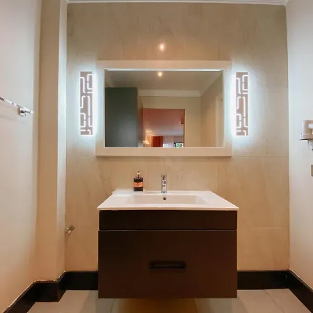 Clotho Suites - Golden Life Resort 페티예